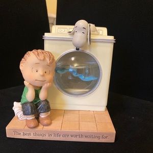 Hallmark Peanuts figurine Worth Waiting For